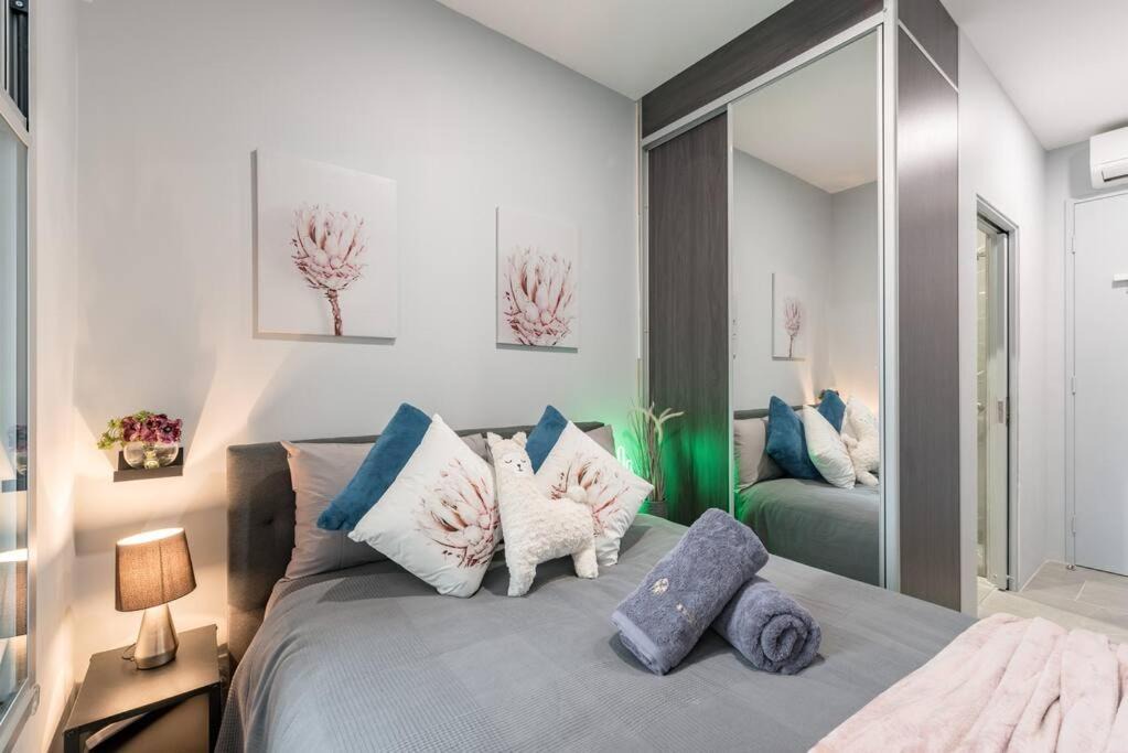Surry Hills House | 1 Private Double Bed With En-Suite Bathroom In Sydney CBD Near Train UTS DarlingHar&ICC&C hinatown - ROOM ONLY