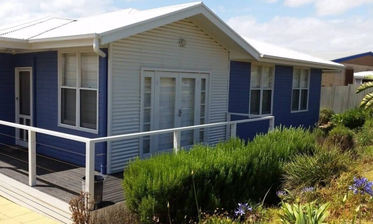 Port Elliot House | 10 Barton St - Modern Beach House
