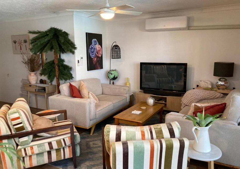 Hawks Nest Apartment | 1166 on Booner - Hawks Nest