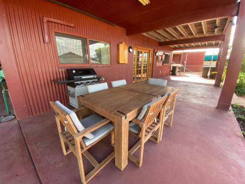 Exmouth House | 13 Skipjack Circle