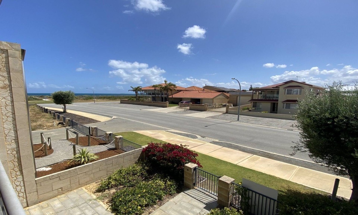 Jurien Bay Villa | 18 On Doust Unit, 18 Seafront Estate