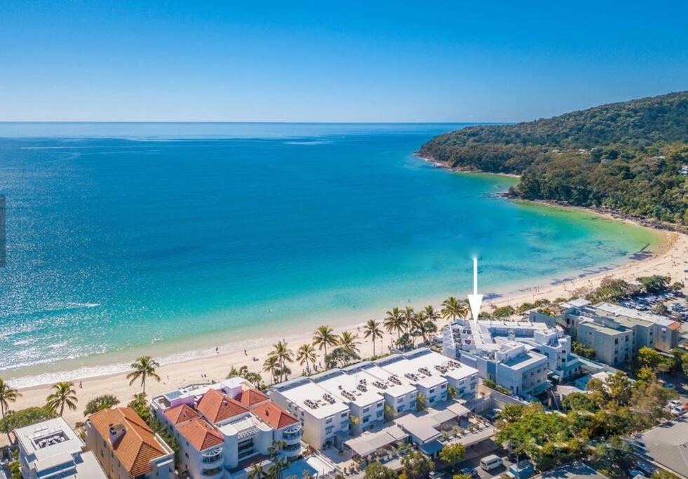 Noosa Heads Apartment | 18OB - Absolute Beachfront - Noosa Main Beach