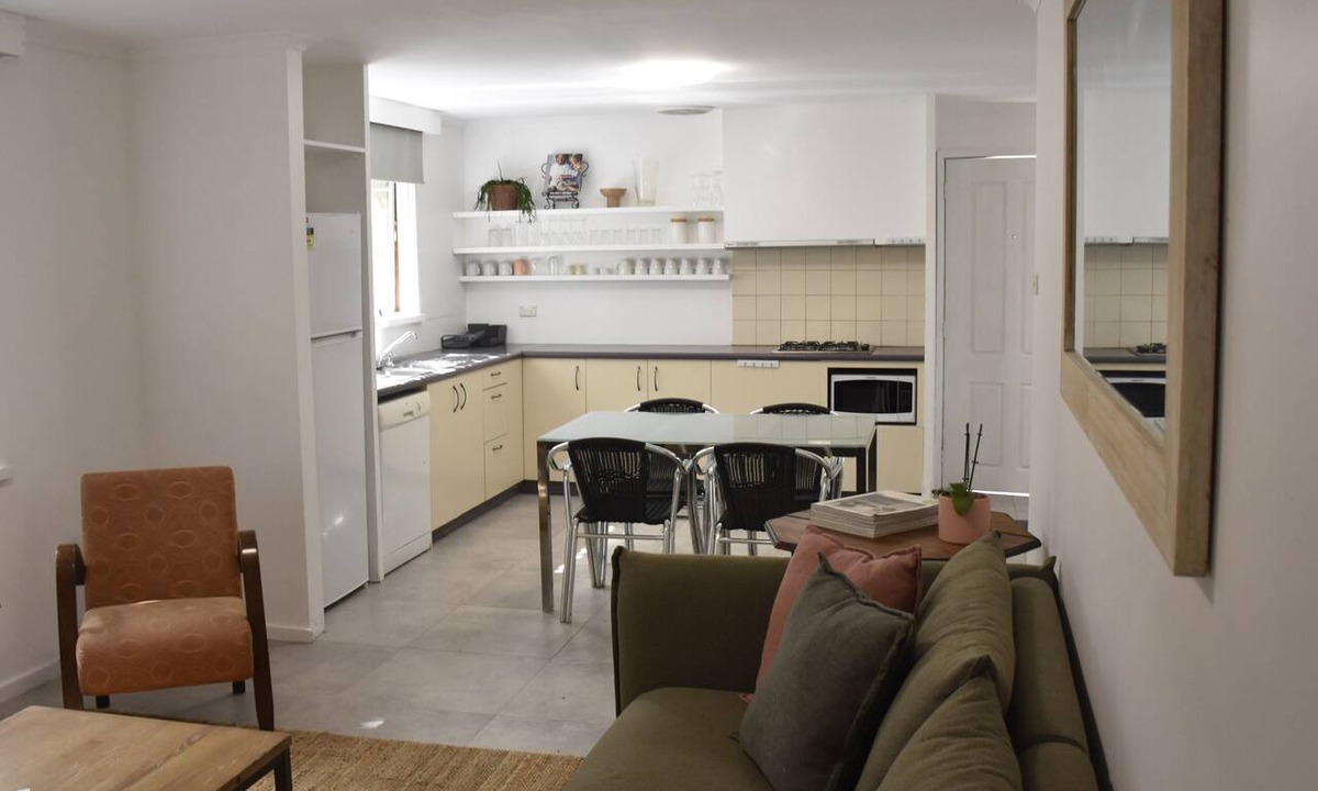 Braidwood Apartment | 2 Bed Apartment at the Historic Braidwood Hotel