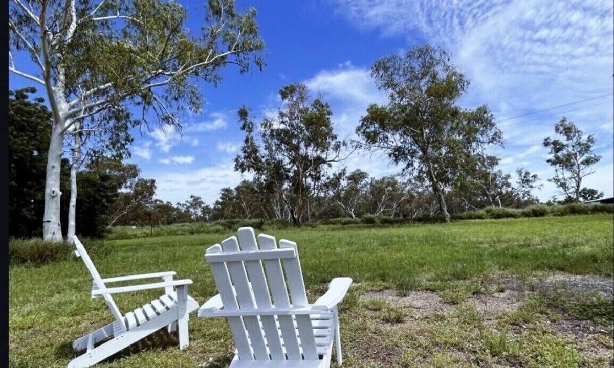 Healy Cabin | 2-bedroom Tiny Home in the Beautiful outback of Mount Isa