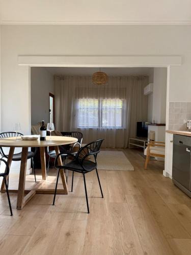 Tanunda House | 25 Young - 3 Bed, 1 Bath