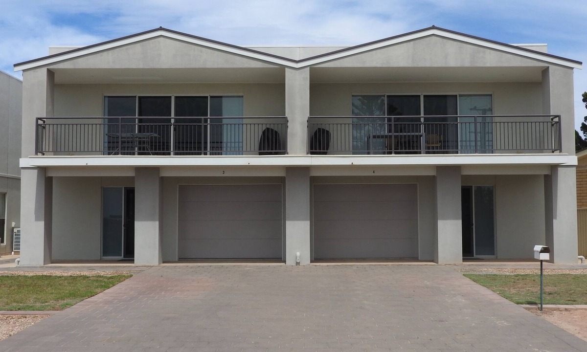 Playford House | 2xQB 2xSB Townhouse #3, Harbour Views,