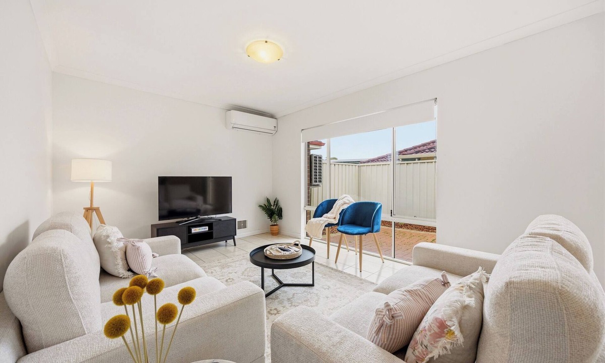 Carlisle House | 3 Bed Home Near Crown, City, Optus Stadium & Airport