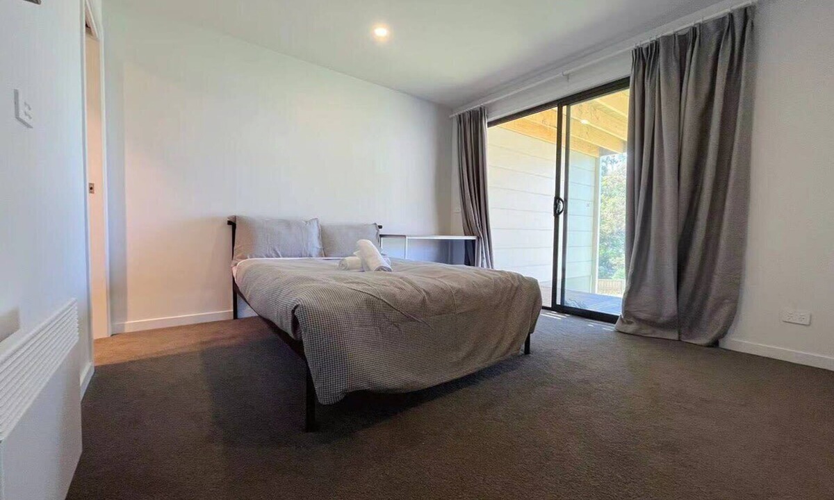 Kingston House | 3 bedroom Apartment at Kingston