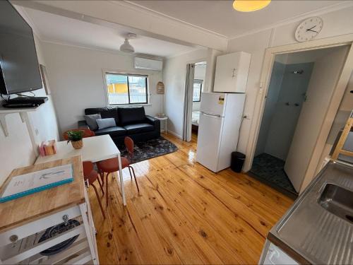 Melville Apartment | 3 by the Sea at Coobowie Unit 1