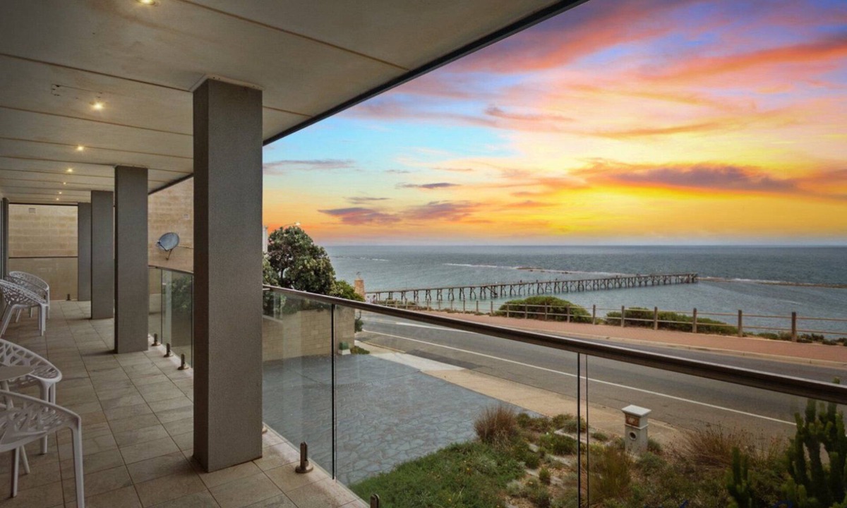 Port Noarlunga House | 35 Degrees South by Wine Coast Holidays Rentals