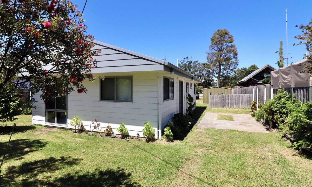Mallacoota House | 36 Betka Road, Mallacoota VIC 3892