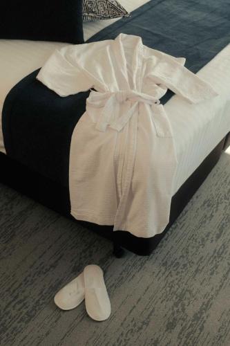 Sandy Bay Hotel | 429 Apartments & Suites