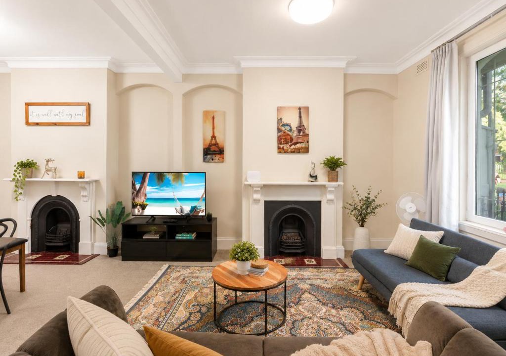 Ultimo House | 4BR House with Garage near ICC & Darling Harbour & CBD