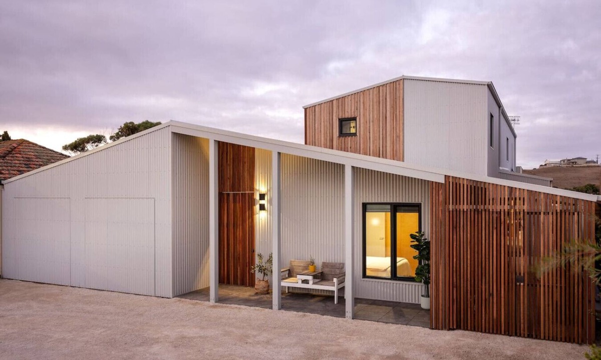 Warrnambool House | 4BR Passive House, sleeps 8, 2.5kms from CBD/Beach