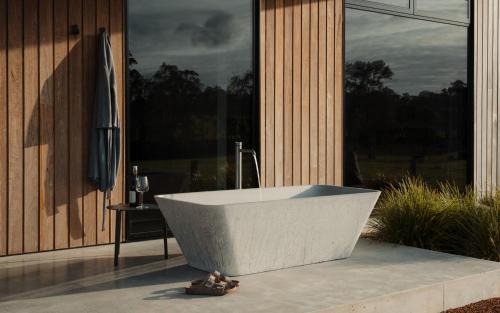 Treeton Ski Chalet | 8 Paddocks Chalet One