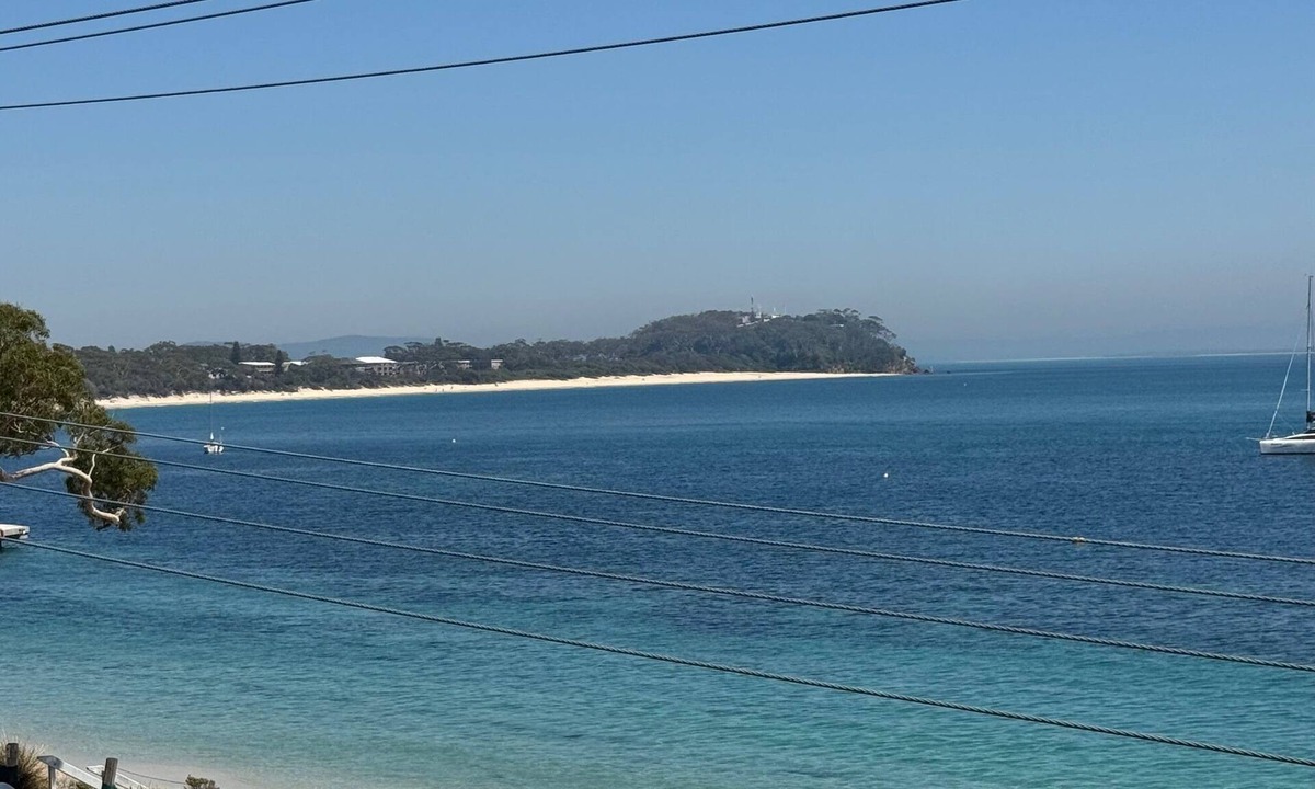 Shoal Bay Apartment | 8 South Pacific - Top Floor - Across the road from Shoal Bay Beach