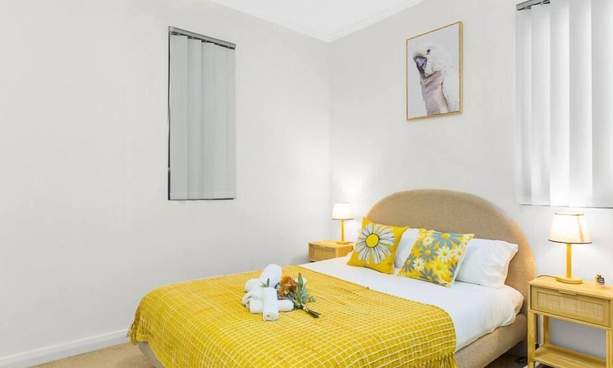 Waitara Apartment | a Leisurely Ideal Abode Near the Subway