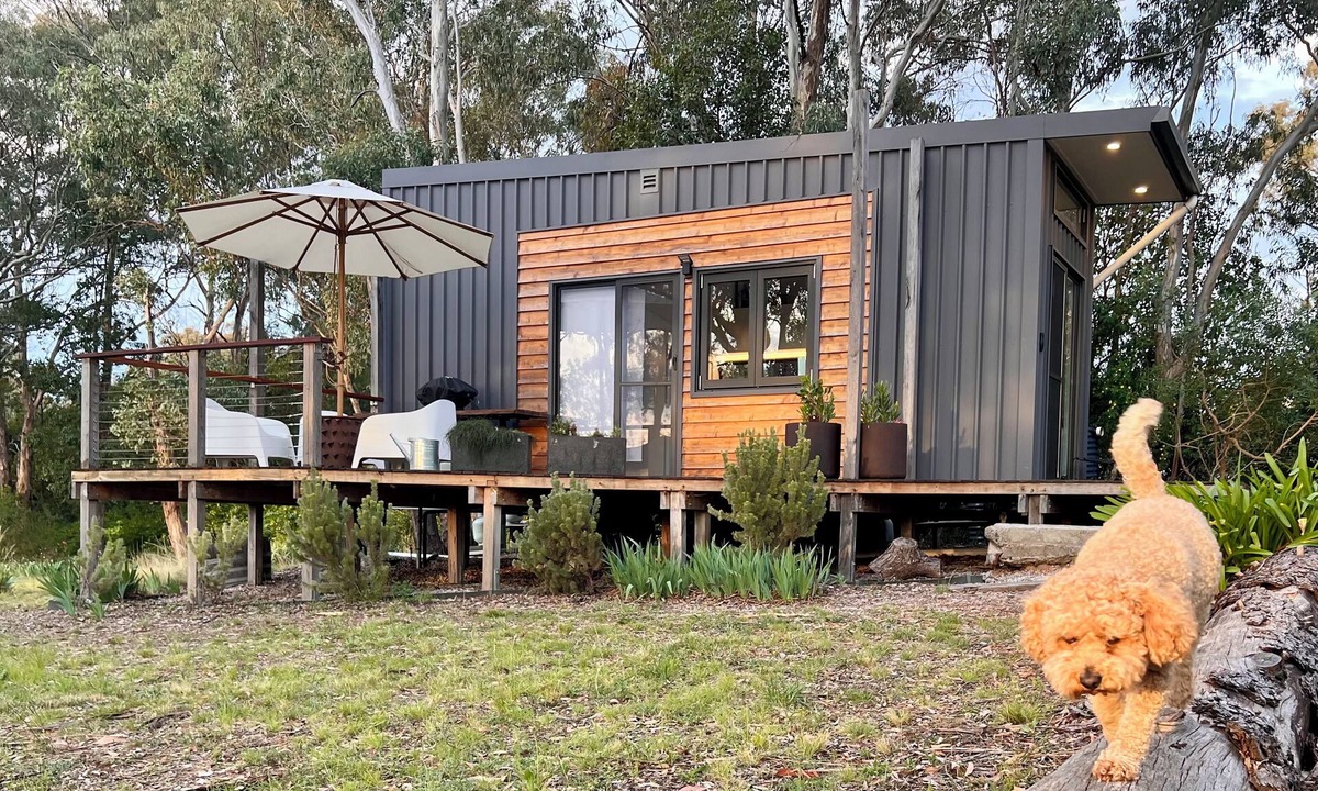 Kandos Cabin | A perfect Nature Stay in a gorgeous pet friendly tiny house
