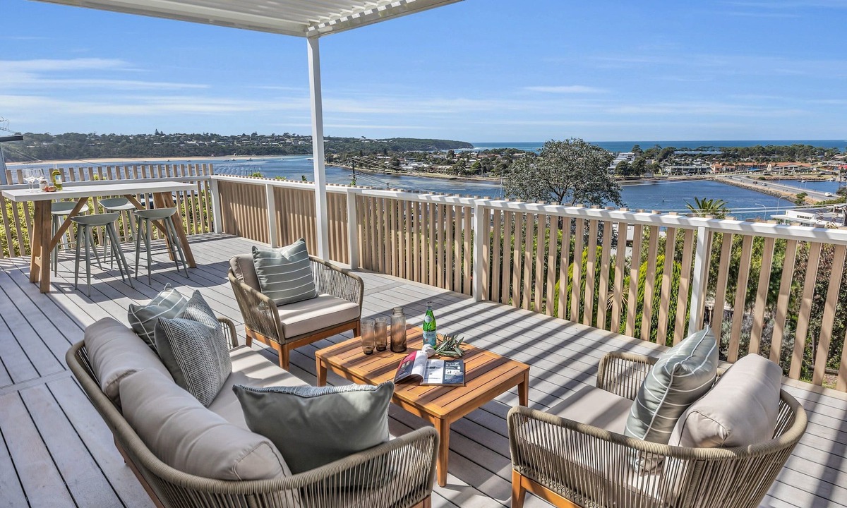 Merimbula Cabin | A Short Time - 2 Bedroom House