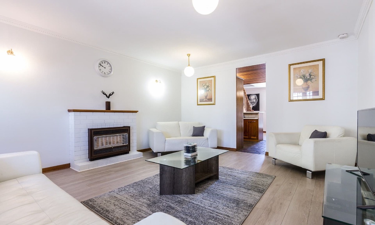 North Adelaide House | Adelaide Style Accommodation near City