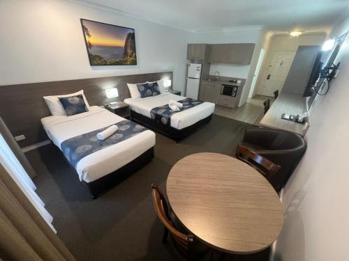 Narrabri Hotel | Adelong Motel
