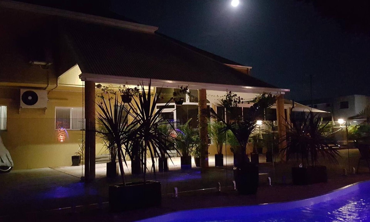 Nelson Bay Hotel | Admiral Nelson Motor Inn