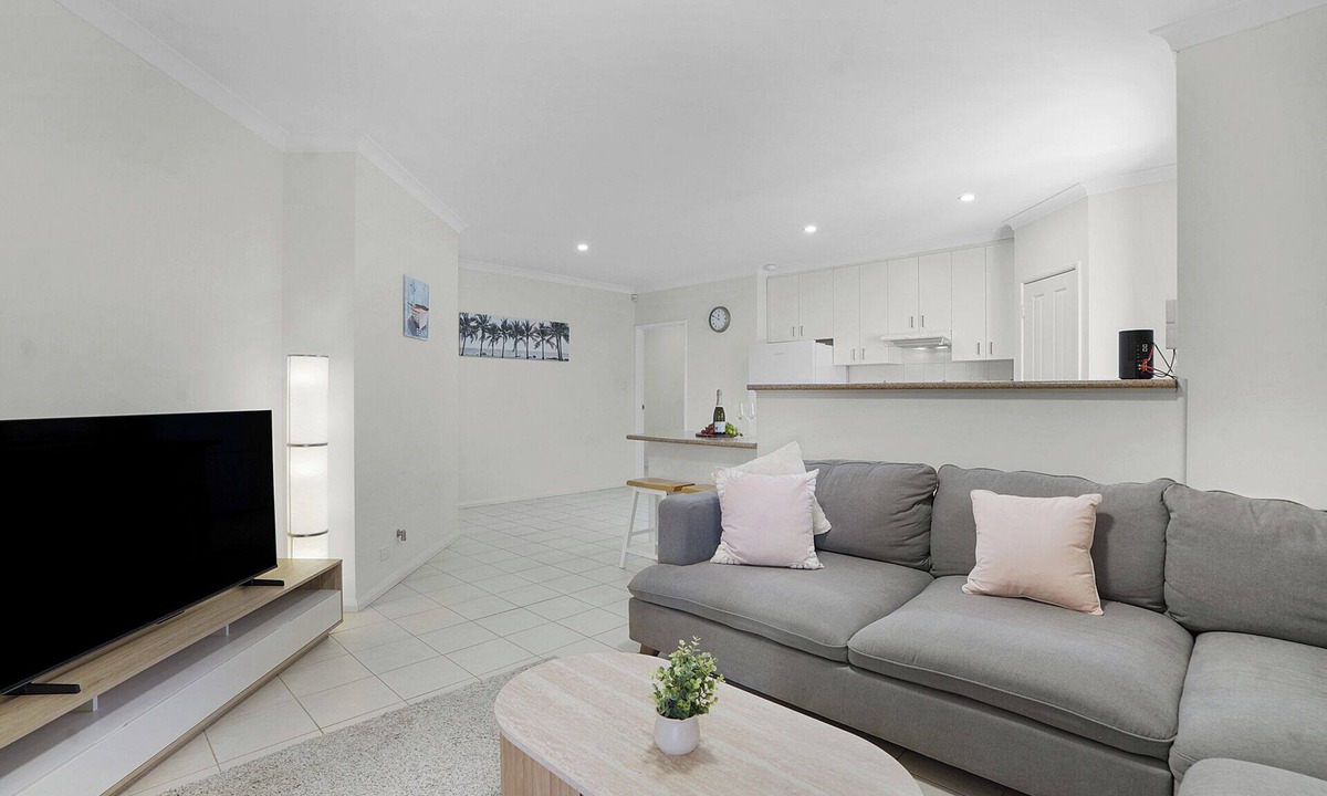 Nollamara House | Affordable 3BR Near City | Family & Work Friendly