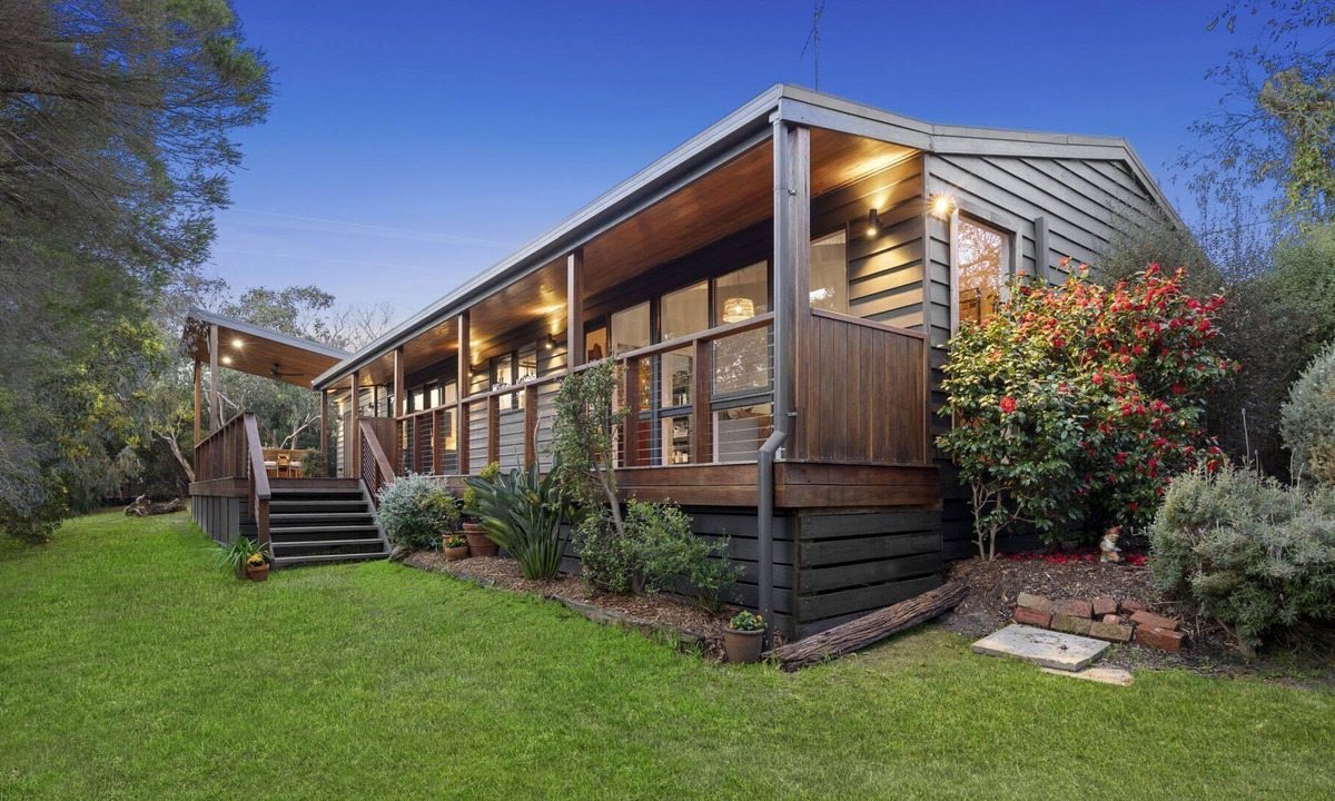 Surf Coast House | Aireys Beach Sanctuary - 5 min walk to the beach