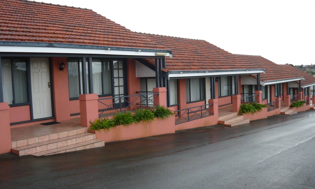 Centennial Park Hotel | Albany Apartments