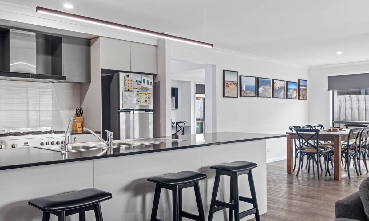 Inverloch House | Albatross Retreat - A Stylish New Modern Home