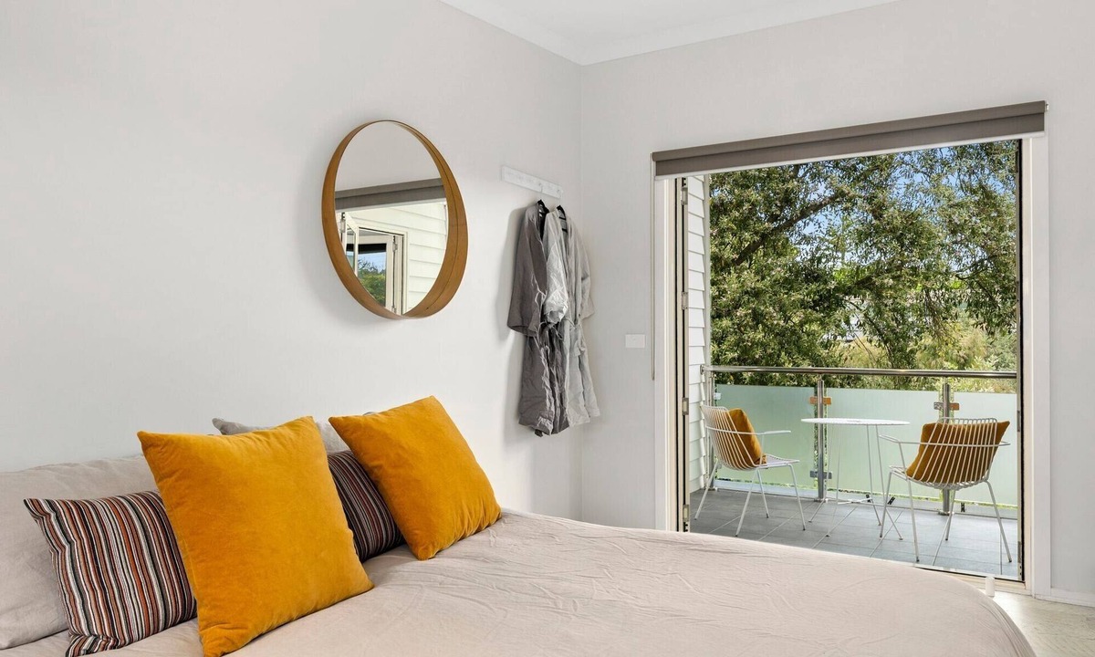 Ocean Grove House | Alice's Palace, 2-minute walk to lifeguard patrolled main surf beach