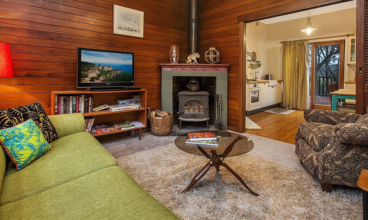 Katoomba Cottage | Allambee - Two Bedroom Cottage, Sleeps 4