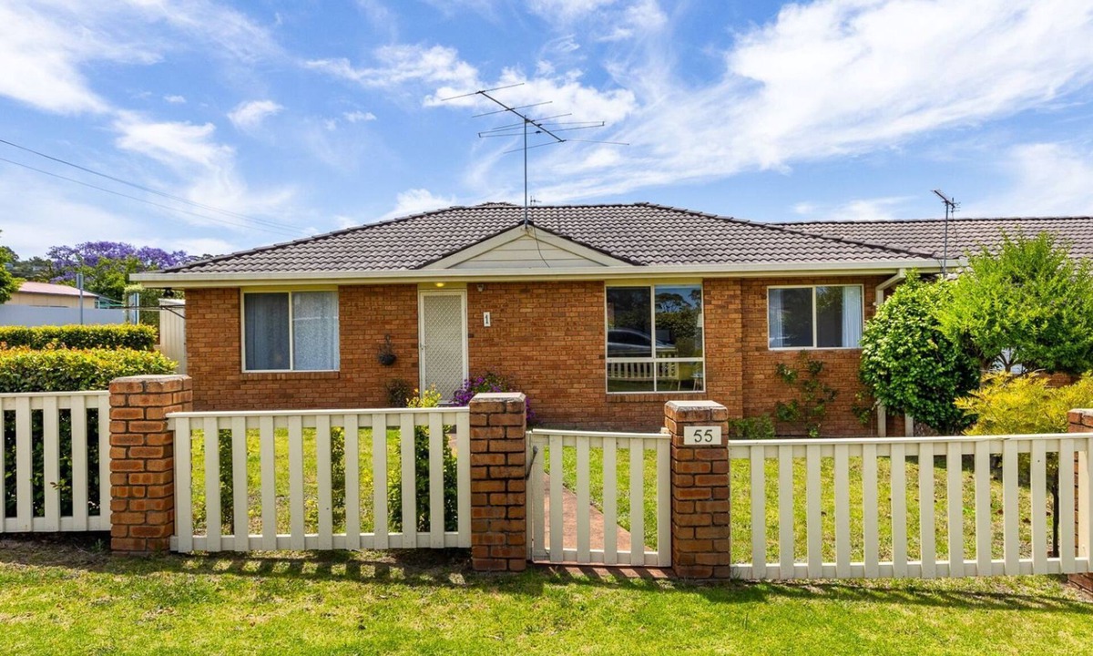 Merimbula House | Allara 1 - Close to shops & Bowling Club