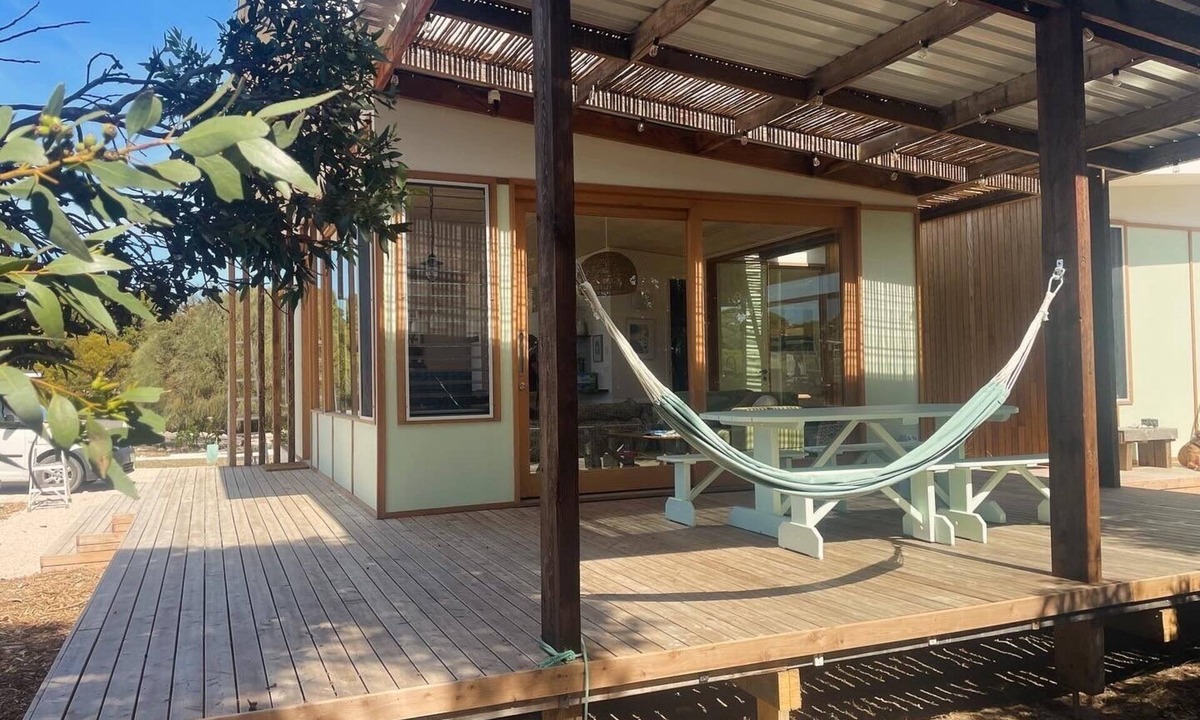 Marion Bay House | Alloca Beach Shack - Contemporary take on a 1950's beach shack