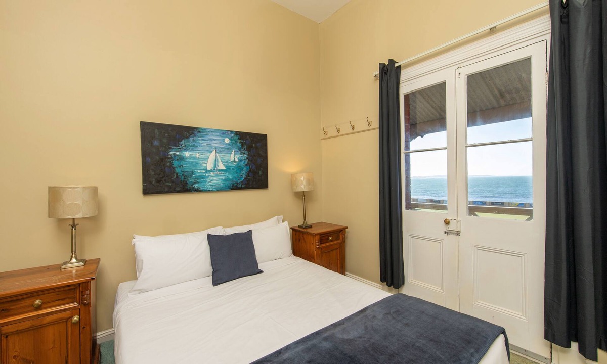 Victor Harbor Hotel | Anchorage Seafront Hotel