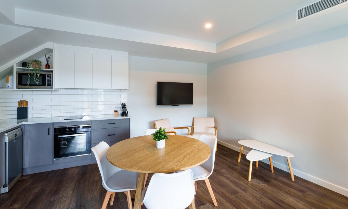 Woodside Hotel | Apartment - Fully equipped two-bedroom apartment