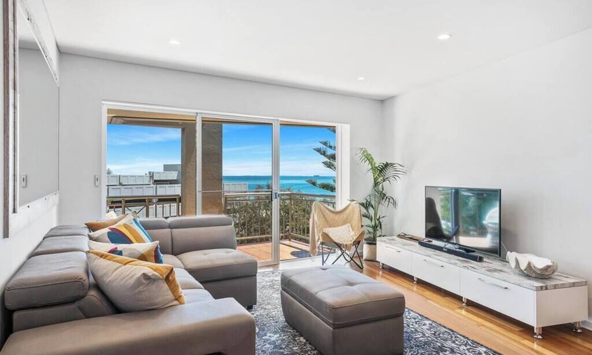 Scarborough Apartment | Apartment M401 - coastal style and luxury awaits!