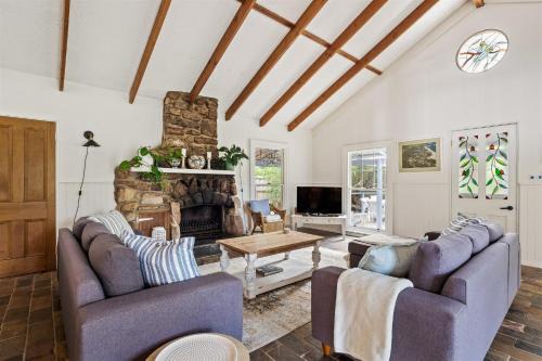 Prevelly House | Aroha - Character Filled Coastal Home in Prevelly