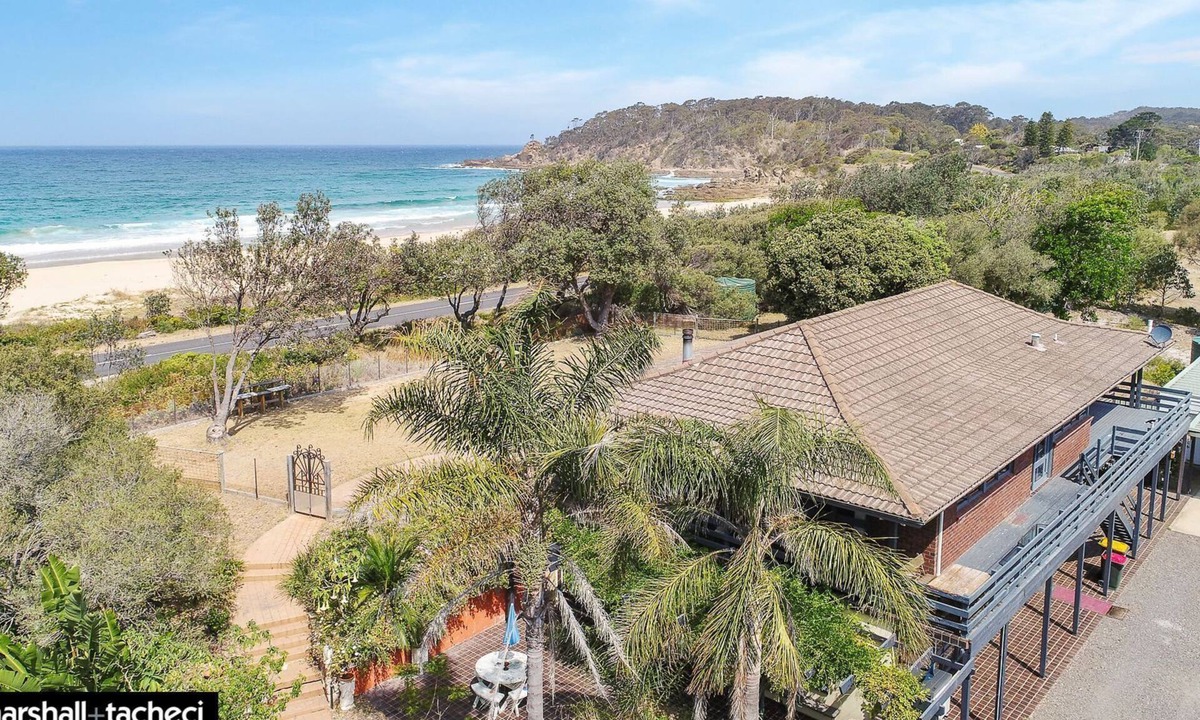 Cuttagee House | Art House 4 - Tathra Bermagui Road 3599