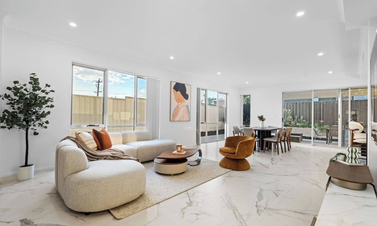 Hillarys House | Art Residence – Luxury Coastal Stay in Hillarys