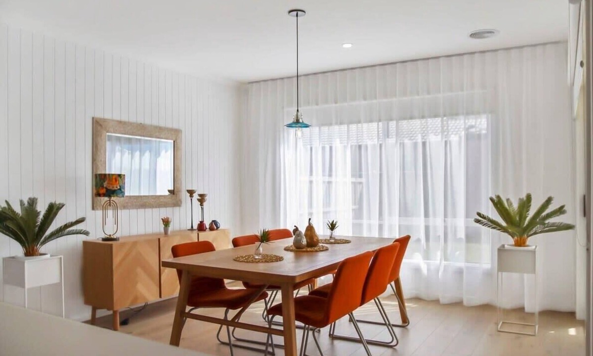 Armstrong Creek House | Atherton Retreat I Mid Century flare