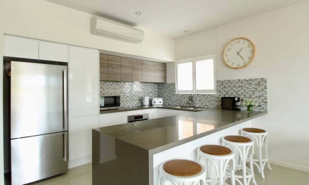 Huskisson Apartment | Avalon Apartment by Book Jervis Bay