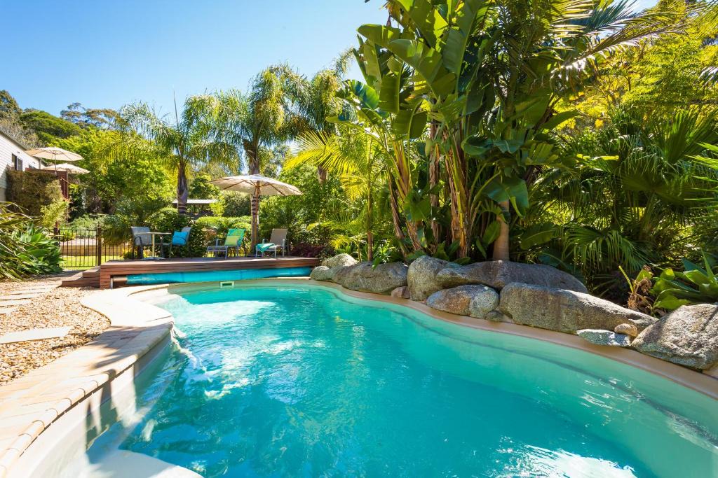 Tura Beach Bed & Breakfast | Balconies Dolphincove