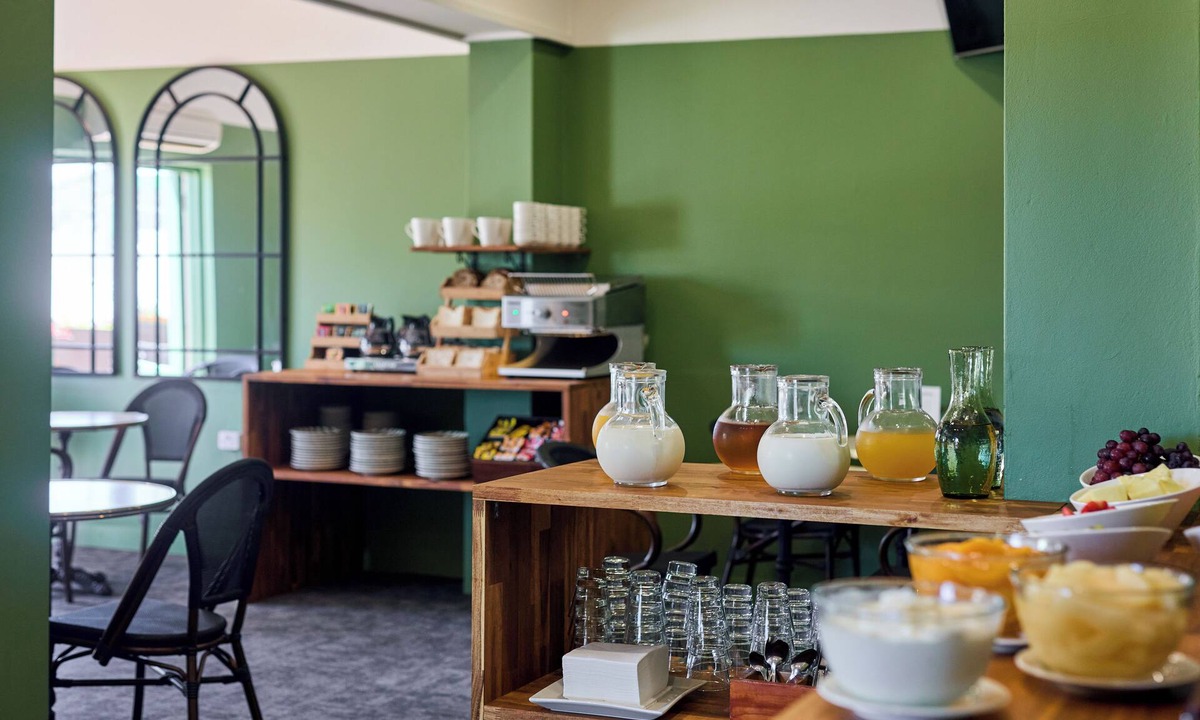 Launceston CBD Hotel | Balmoral On York