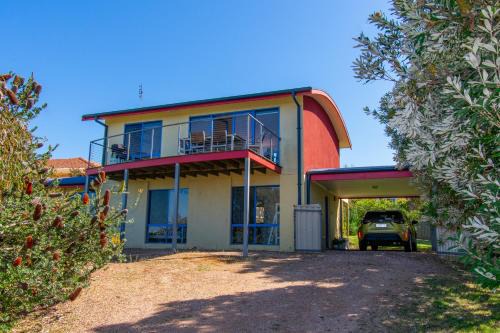 Lakes Entrance House | Banksia Waters