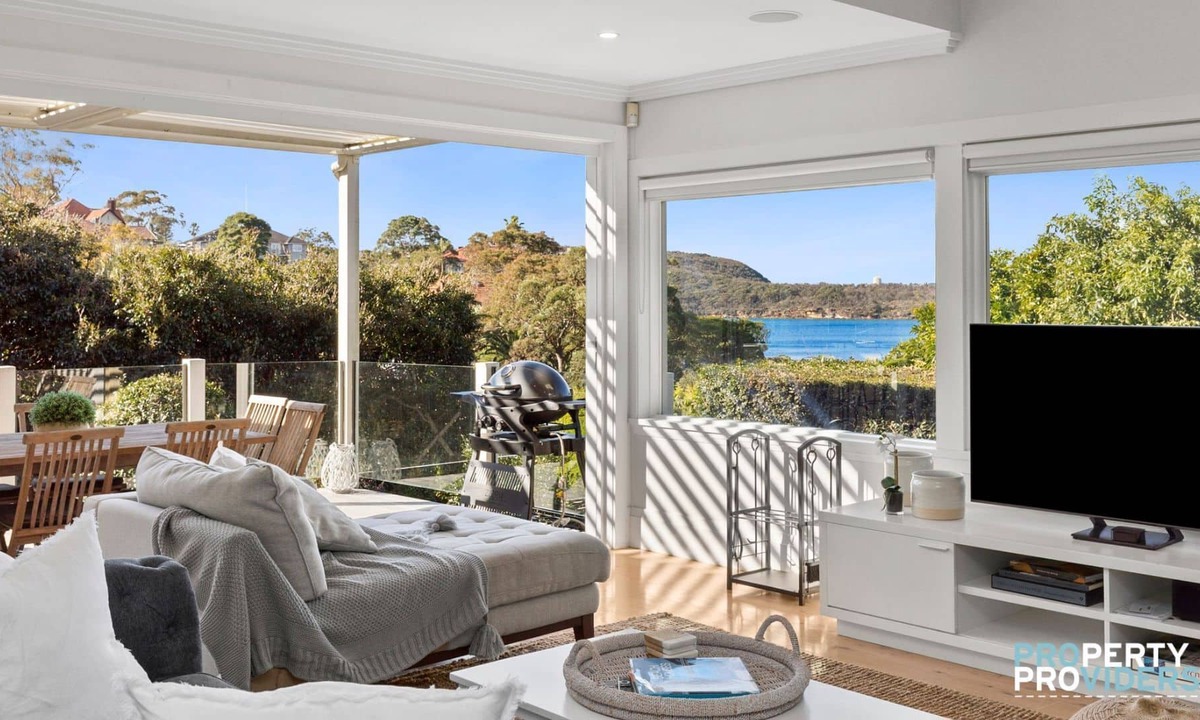 Mosman House | Barefoot at Balmoral. 100m from Balmoral Beach
