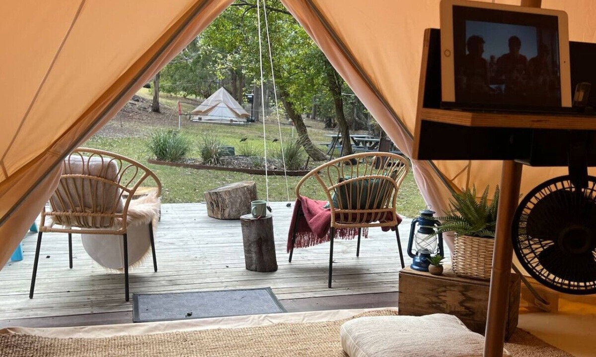 Alonnah RV Rental | Base Glamp Bruny - Near Hotel Bruny, heated tents