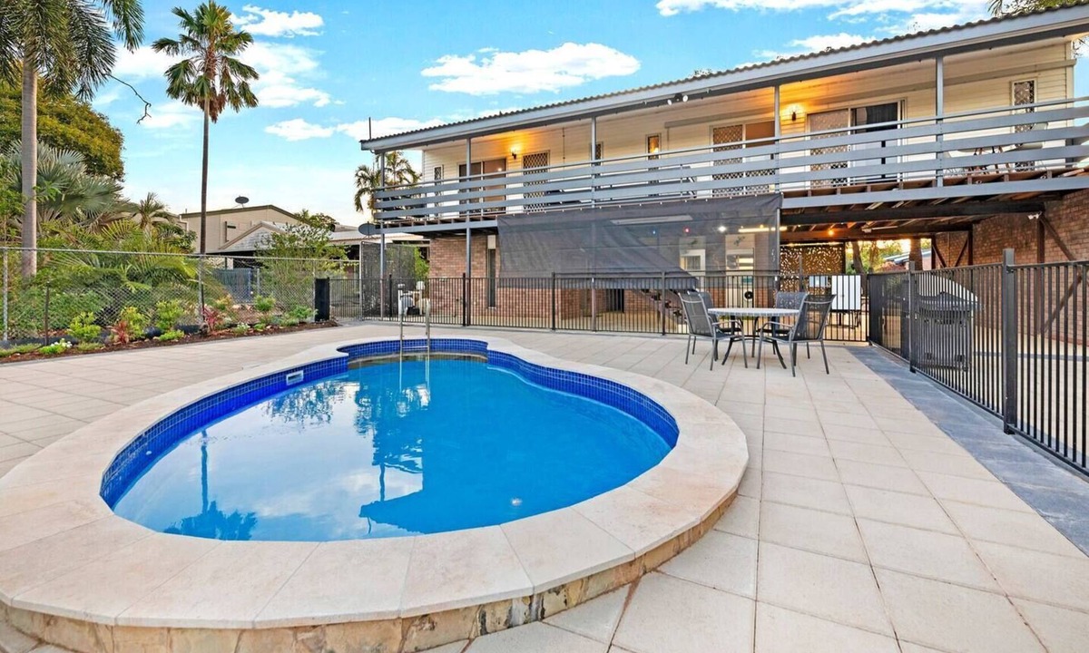 Leanyer House | Bask at Baroalba A Lush Poolside Family Escape
