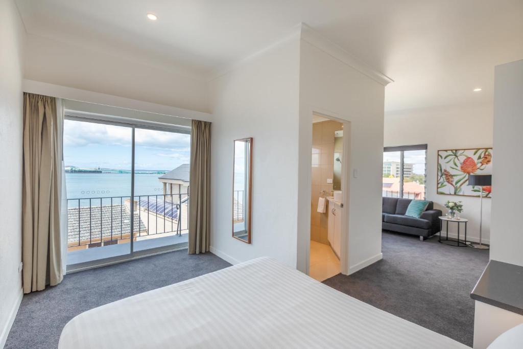 Port Lincoln Resort | Bay 10 - Suites and Apartments