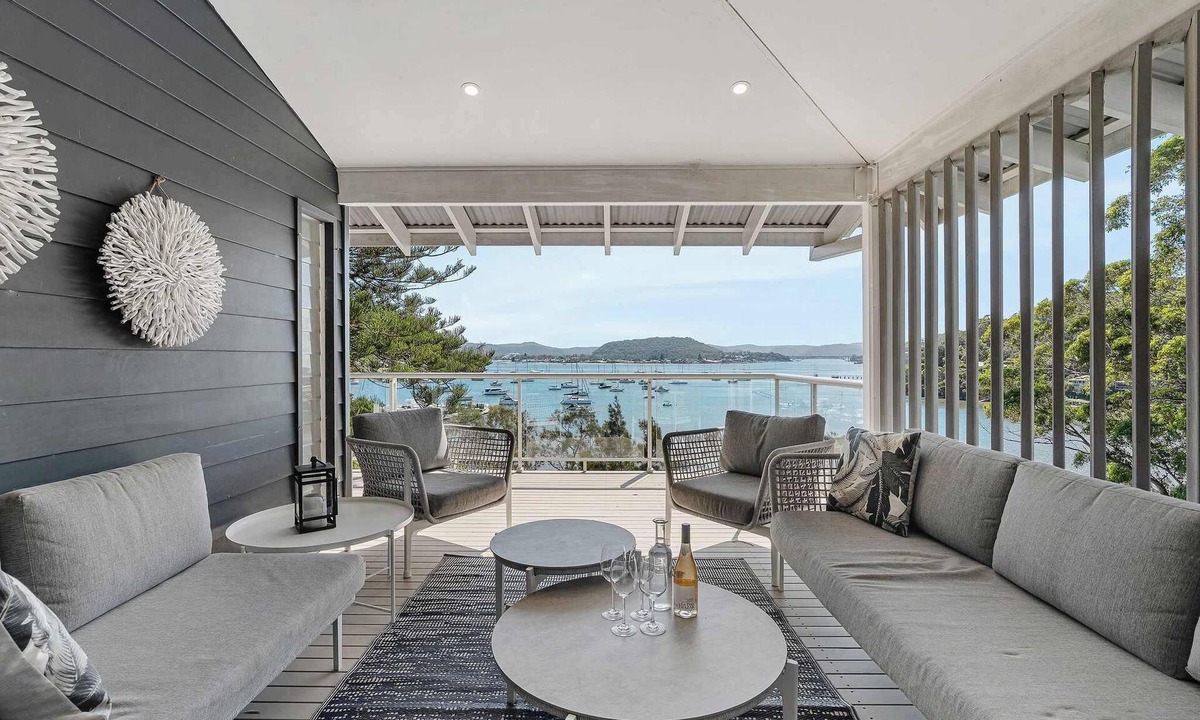 Killcare House | Bay Views | Walk to Village | Fire Pit